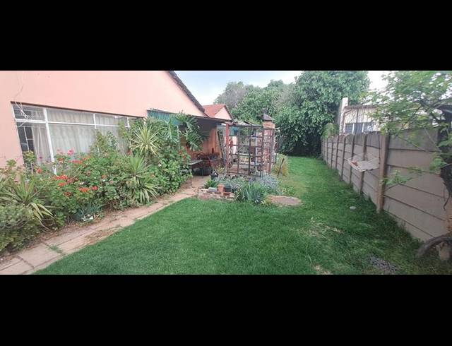 7 BEDROOM HOUSE FOR SALE IN ELSPARK